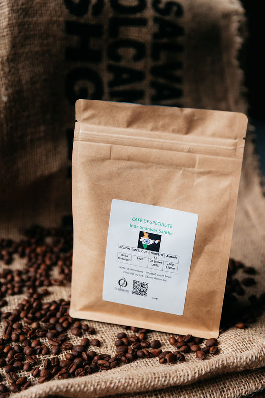 Inde Shanivar Santhe Notes aromatiques :  Végétal, Sucre brun, Chocolat au lait, Citron, Raisin sec
